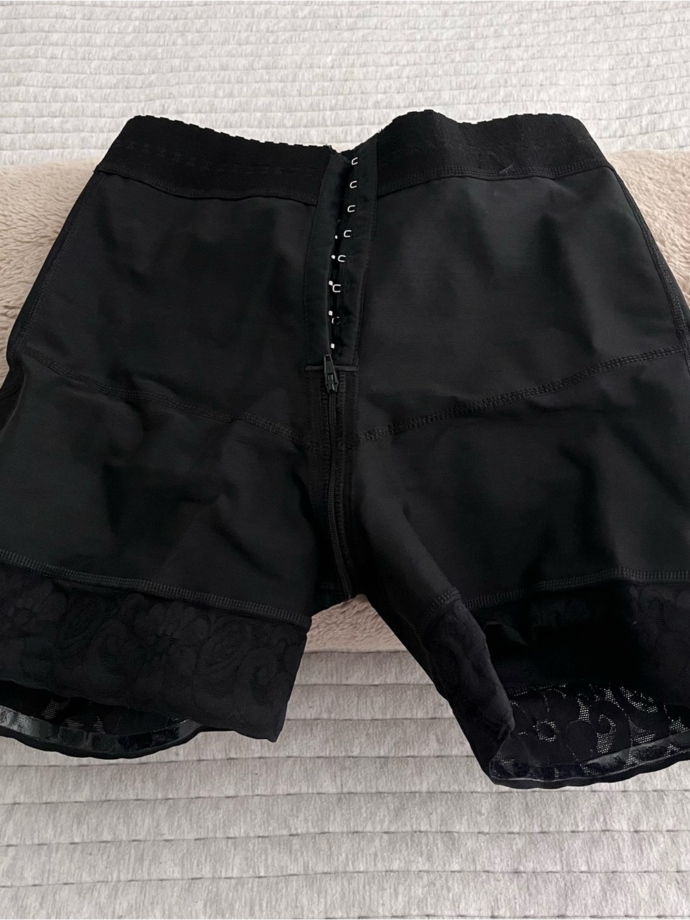 High-Waist Black Shaping Shorts with Front Zip